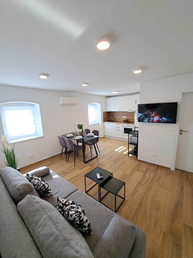 Apartman Tea Малий Лошинь Екстер'єр фото