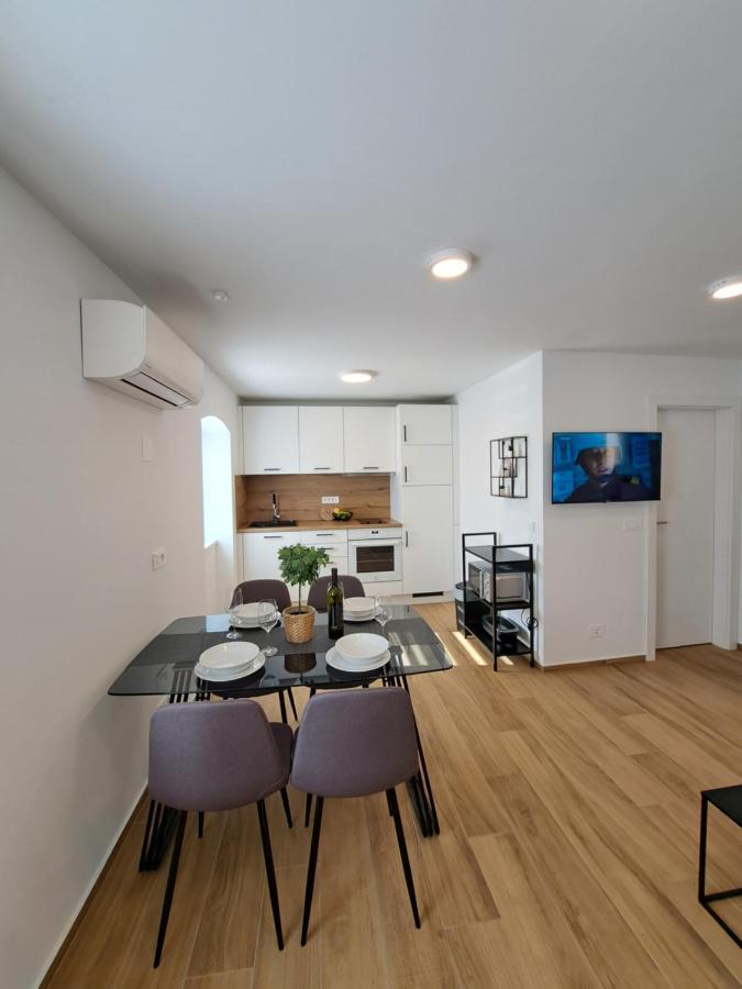 Apartman Tea Малий Лошинь Екстер'єр фото